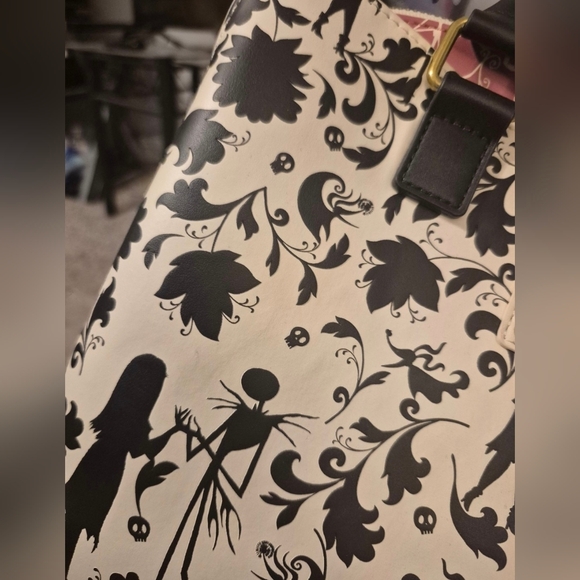 Loungefly Disney nightmare before Christmas silhouette purse - Picture 7 of 12